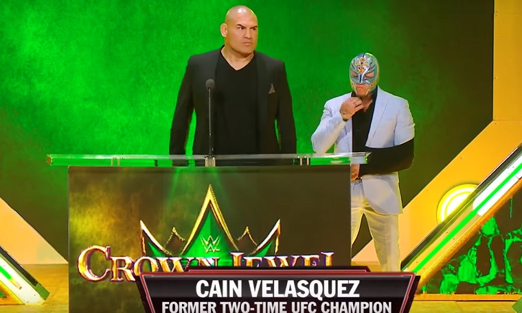 Cain Velasquez Signs Multi-Year Deal With WWE Cain Velasquez Signs Multi-Year Deal With WWE