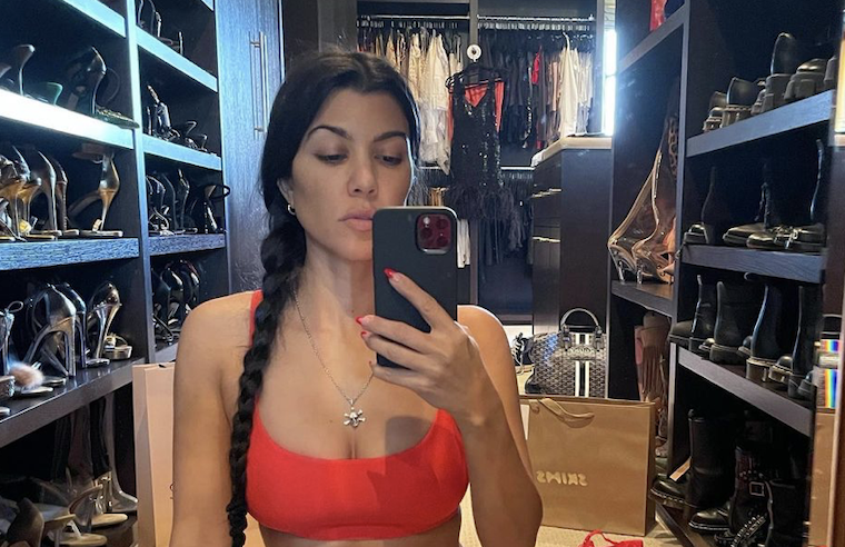 KUWTK: Kourtney Kardashian And Travis’ Friends Predict The Future Of Their Relationship kourtney kardashian newp ic