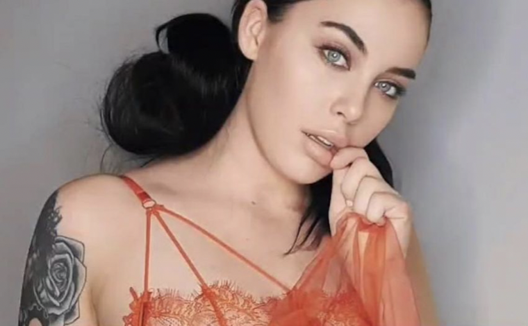 ’90 Day Fiancé’ Spoilers: Fans Call Out Deavan Clegg For Lying To Them… AGAIN! deavan clegg pregnant topher park 90 day fiance