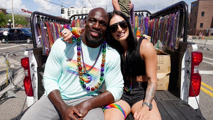 Sonya Deville Speaks On Being First Openly Gay Female Wrestler In WWE Sonya Deville Speaks On Being First Openly Gay Female Wrestler In WWE