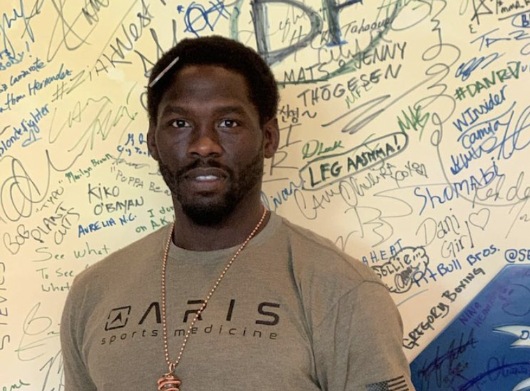 UFC: “Broke” Jared Cannonier Wants Elite-Level Athlete Pay After Kevin Gastelum Win! jared cannonier ufc mma pay