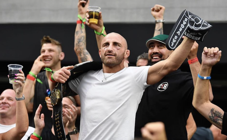 UFC Champ Alexander Volkanovski Fires Back at Bizarre Conor McGregor Tweets: “Sounds Like He’s On The Piss!” alexander volkanovski ufc champ