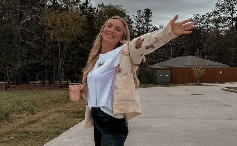 ’90 Day Fiancé’ Spoilers: Yara Zaya Under Fire Over Slyly Misleading & Profiting Off Fans With Her “Boujee” Makeup Line yara zaya tlc 90 day fiance spoilers makeup