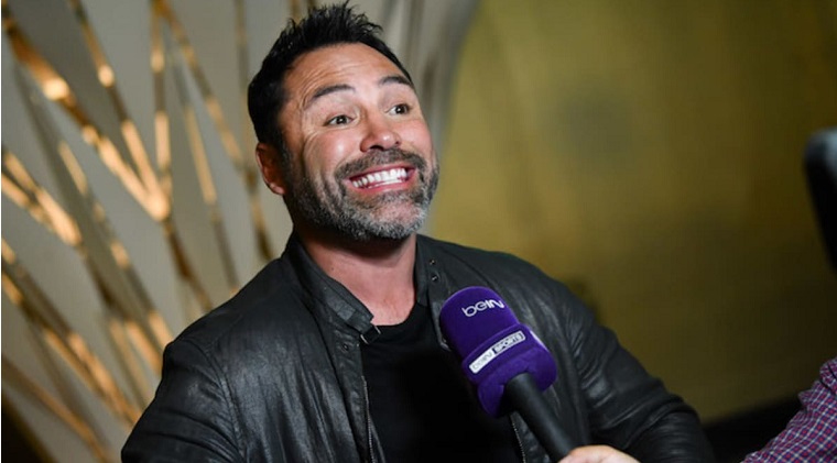 Oscar De La Hoya Counters Q&A Jab About Travis Barker Raising Daughter Atiana Oscar De La Hoya Counters Q&A Jab About Travis Barker Raising Daughter Atiana
