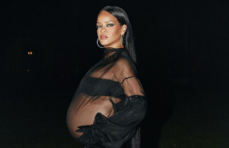 Rihanna Says Pregnancy Helped Her Gain More Love And Respect For Her Mother