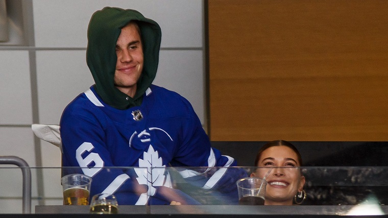 “How About Those Leafs Though, Huh?”: Justin Bieber Riles Up Canadiens Fans During Montreal Show “How About Those Leafs Though, Huh?”: Justin Bieber Riles Up Canadiens Fans During Montreal Show