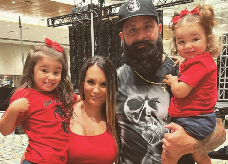 BKFC 25 Arnold Adams Against Dillon Cleckler A Mini War – Dillon Cleckler Knocked Down And Unresponsive For Whole Count