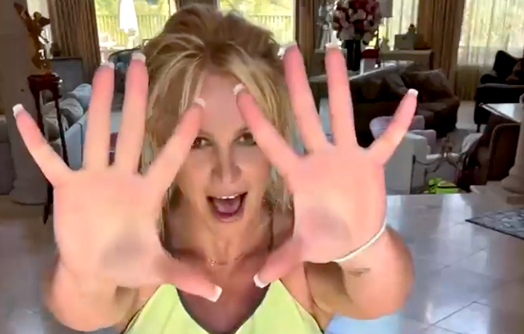 Britney Spears BLASTS Former Therapists In Instagram Rant – ‘KISS MY MOTHER F___ING A$$’