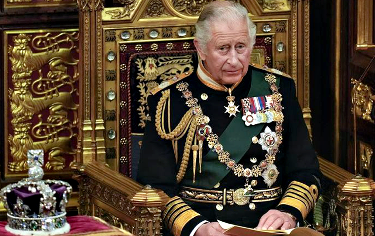 Will Queen Elizabeth Hand Over Royal Responsibilities To Prince Charles?