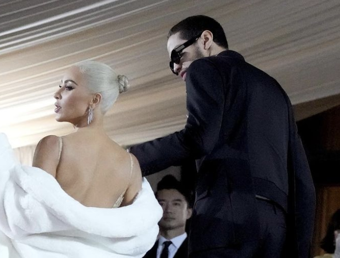 Kim Kardashian And Pete Davidson Deny Reports They Were Refused Entry To Queen Elizabeth’s Platinum Jubilee Party-‘Stay In Your Lane…And Know Your Limit’ Kim Kardashian And Pete Davidson