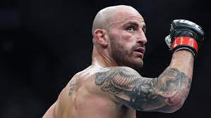 Volkanovski Offers To Defend Two Titles As Double Champ: “I don’t know if one division can keep me busy enough”