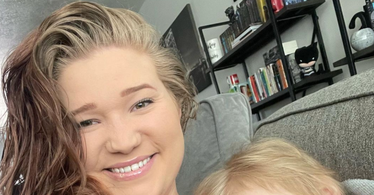 Christine Brown’s 13-Year-Old Mykelti Was Live-In Nanny For Robyn Brown Before Kody Brown Marriage and Joining Sister Wives