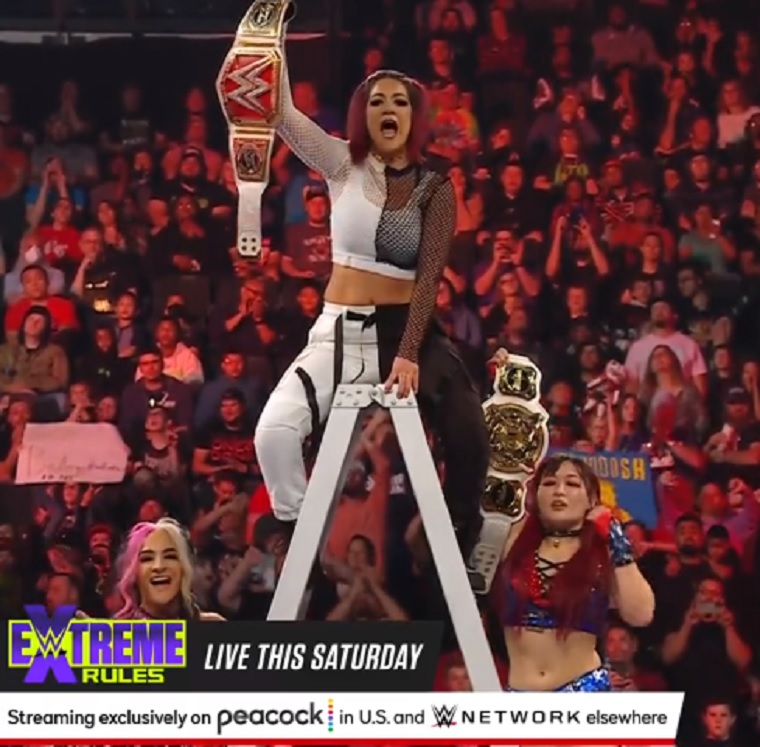 WWE Raw Results (10/3) – Bayley Hatches her Plan during the Contract Signing; Solo Sikoa w/Sami Zayn, Jey and Jimmy Uso Defeated Angelo Dawkins w/Montez Ford by Pinfall; IYO SKY w/Bayley, Dakota Kai Defeated Alexa Bliss w/Bianca Belair by Pinfall WWE Raw Results (10/3) – Bayley Hatches her Plan during the Contract Signing; Solo Sikoa w/Sami Zayn, Jey and Jimmy Uso Defeated Angelo Dawkins w/Montez Ford by Pinfall; IYO SKY w/Bayley, Dakota Kai Defeated Alexa Bliss w/Bianca Belair by Pinfall