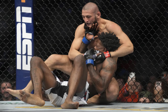 Kevin Holland Won’t Train With Khamzat: “I don’t know what the f*** he was thinking”