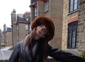 Emily Ratajkowski Likes Tweet About Dating Pete Davidson