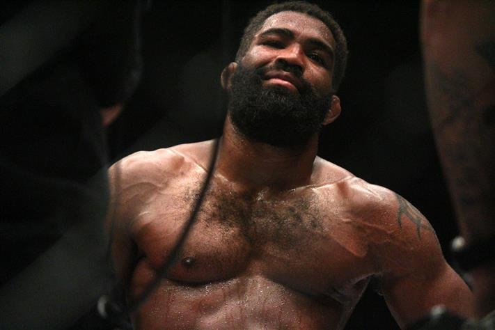 Chris Curtis Wants “F***ing Unit” Dricus Du Plessis