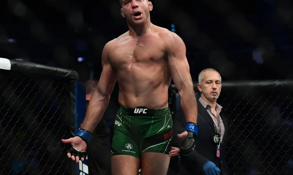 Dricus du Plessis Believes Darren Till is “His Own Worst Enemy”