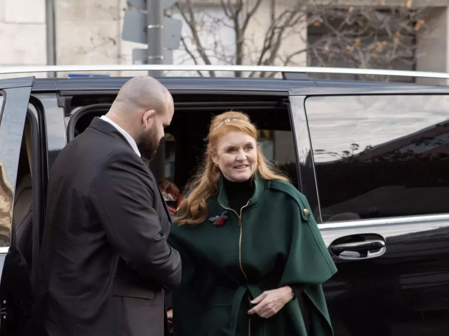 Fans Slam Sarah Ferguson's Inappropriate Outfit For A Book Signing